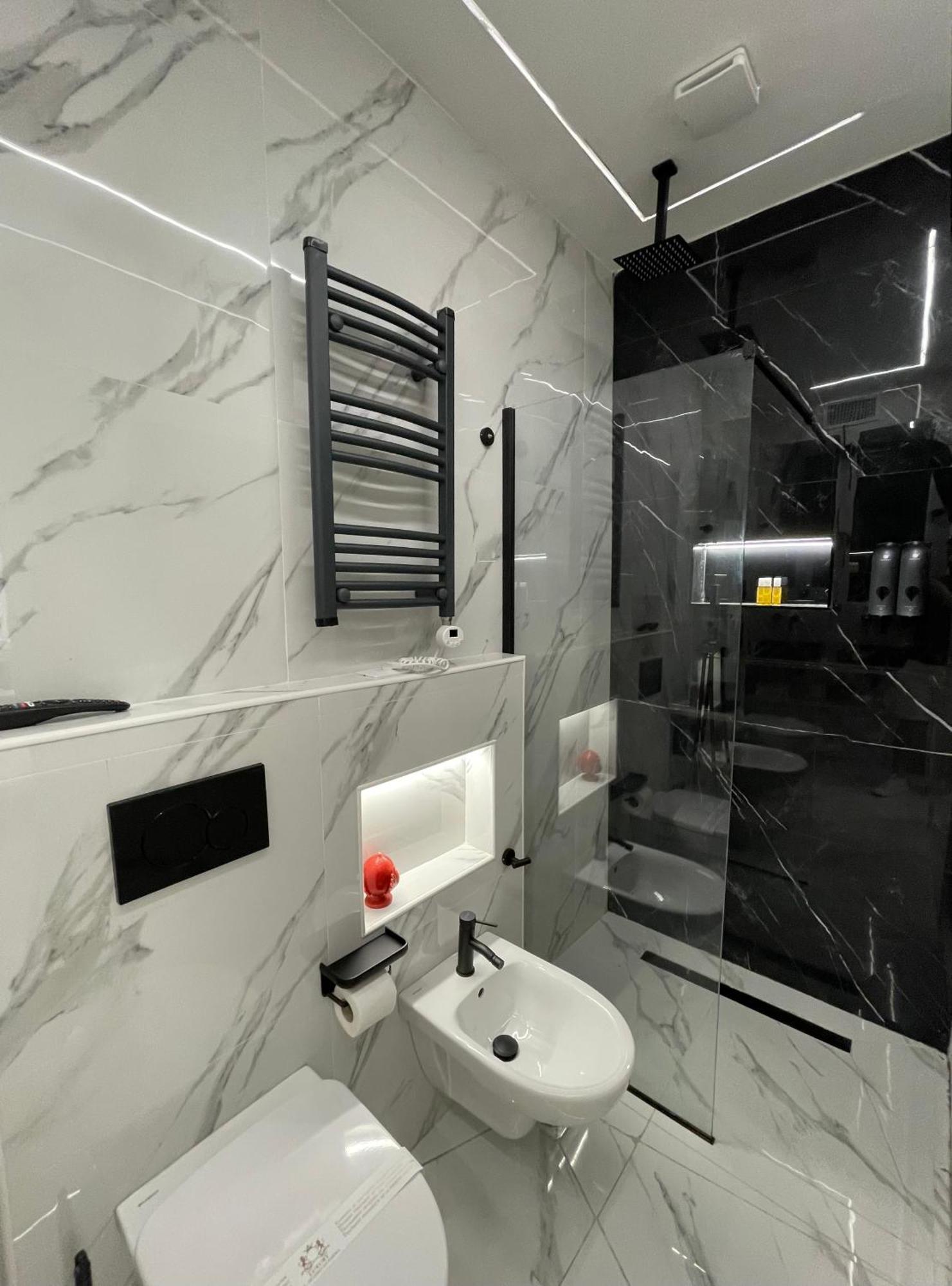 Luxury 6 Al Duomo Di Parma Apartment Екстериор снимка